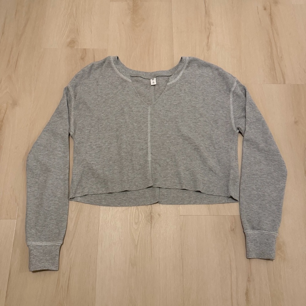 grey waffle knit long sleeve crop top